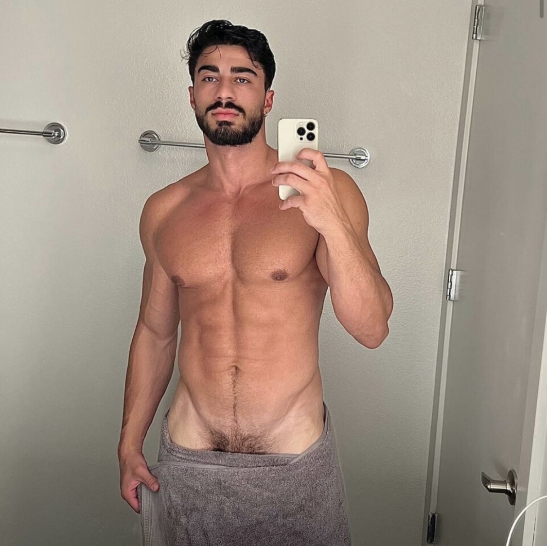 Mohammadali Saffari (@mosaffari)